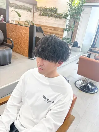 ショート パーマ メンズ かんばら りょーいのヘアスタイル