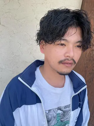 ショート パーマ メンズ 万都里 MATSURIのヘアスタイル