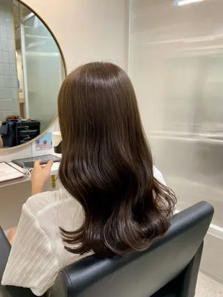 セミロング カラー 韓国🇰🇷艶髪 ケアカラーSHURIのヘアスタイル
