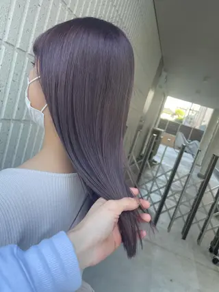 セミロング カラー ヒカ/外国人風 デザインカラーのヘアスタイル