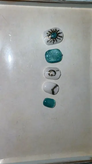 ネイル Queenie nailのネイルデザイン