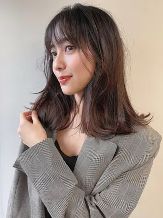 ミディアム カラー 柔らかブラウン/顔周 りレイヤー♡ユウシのヘアスタイル