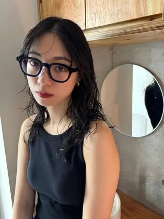 ミディアム パーマ 似合わせカット レイヤーボブウルフのヘアスタイル