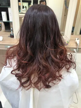 カラー 下平 秀美のヘアスタイル