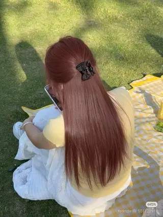 セミロング カラー うる艶韓国ヘア 🤍りんのヘアスタイル