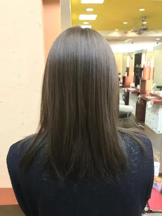 ミディアム 左藤 翔平のヘアスタイル