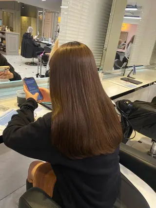 カラー 韓国ガーリー🤍暖 色カラー🤍misaのヘアスタイル