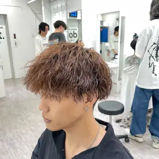 ショート カラー パーマ メンズ men’s salon dot. tokyo 横浜店所属・🔥メンズ特化 カット1100円🔥のヘアスタイル