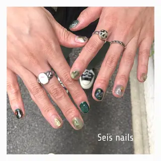 ネイル Seis Shihoのネイルデザイン