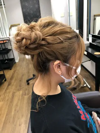 セミロング ヘアアレンジ alpha. カラーエクステ下妻のヘアスタイル