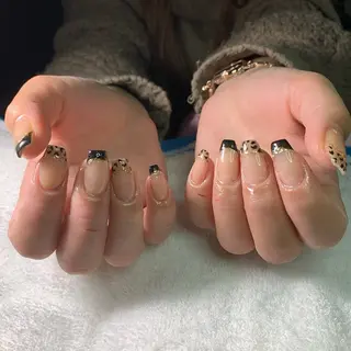 ネイル MHR nailのネイルデザイン