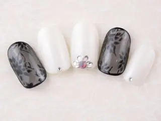 ネイル パラジェル lira nailのネイルデザイン