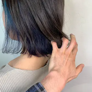 ショート WEG 難波のヘアスタイル