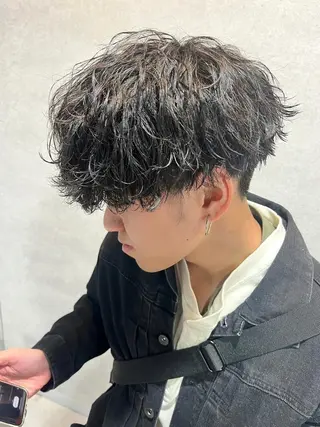 メンズ トレンドメンズパーマ 🔥BLUCK札幌のヘアスタイル