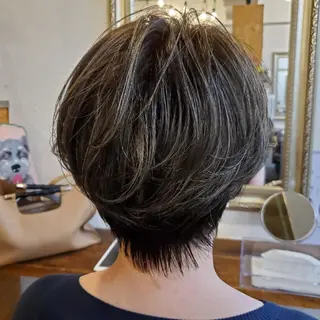 ショート カラー フリーランス所属・韓国ヘア レイヤー くびれヘアMATSUのヘアスタイル