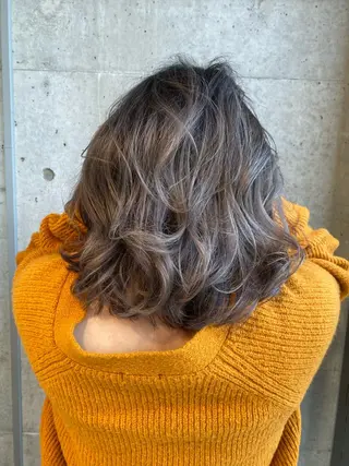 セミロング カラー 大栗 佑也  髪質改善のヘアスタイル