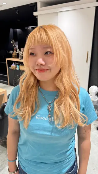 ロング 🌝kurauchi erika🌝のヘアスタイル