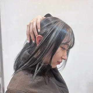 ミディアム 西 沙菜/トレンド カラー/透明感カラーのヘアスタイル