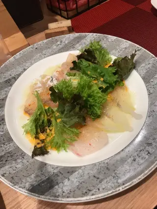 ショート カラー パーマ ヘアアレンジ メンズ キッズ ネイル マツエク・マツパ アニメ,Vオタク× 即効痩せエステサロンのエステ・リラクイメージ