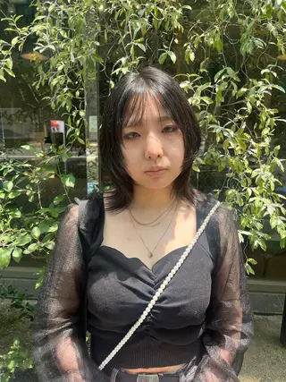 ミディアム えんぐちとも／透明感 カラー／博多ボブのヘアスタイル