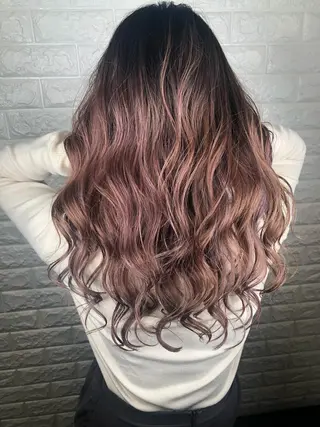 セミロング カラー 西本 夏美のヘアスタイル