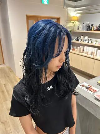ロング カラー aina ⠀ ⠀ ⠀のヘアスタイル
