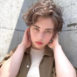 ショート カラー パーマ ヘアアレンジ the sector 【 ザ セクター 】所属・【ダメージレス施術】 【透明感】北村 拓也のヘアスタイル