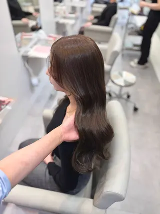 ロング カラー ヘアアレンジ amane໒꒱·うる 艶トレンドガーリーのヘアスタイル