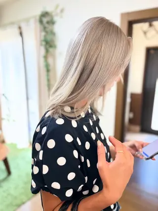 ミディアム カラー MERCI所属・マツモト コウダイのヘアスタイル