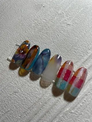 ネイル 蓑原 佳央里のネイルデザイン