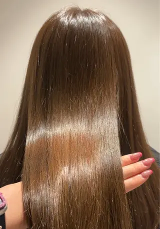 セミロング カラー 髪質改善カラー ベージュ🤎YUMEのヘアスタイル