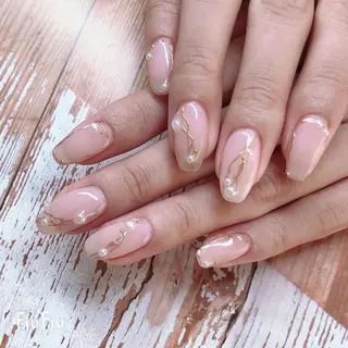 ミディアム カラー ネイル ハク キのネイルデザイン