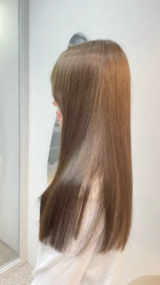 ロング 赤味消しcolor 🌿🤍Ayaのヘアスタイル