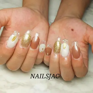 ネイル 島屋 千奈美のネイルデザイン