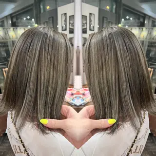 ミディアム カラー レイヤー/ボブ/ ミニボブ/AOIのヘアスタイル