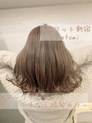 セミロング 淡色ふんわりhair 新宿satomiのヘアスタイル