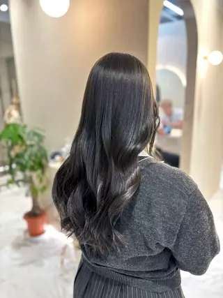 カラー 似合わせレイヤー🪽 グレージュ🪽のあのヘアスタイル