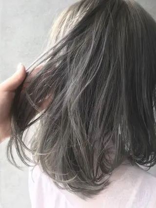 セミロング カラー SALOWIN池袋店 🌿harukaのヘアスタイル