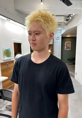 ショート カラー メンズ グランジヘア 無造作ヘアHYUGAのヘアスタイル