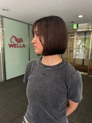 ショート カラー エマノン福岡天神所属・福岡縮毛矯正 ブリーチなしカラーのヘアスタイル