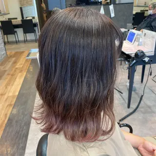 セミロング 矢部 萌深のヘアスタイル