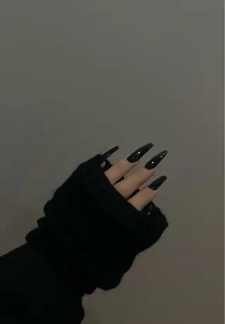 ネイル NILATE所属・渡邉 あいのネイルデザイン