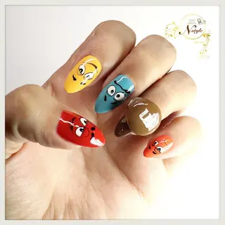 ネイル ネイルN-STYLE スタッフのネイルデザイン