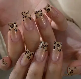 ネイル Pure&Rich Nailのネイルデザイン