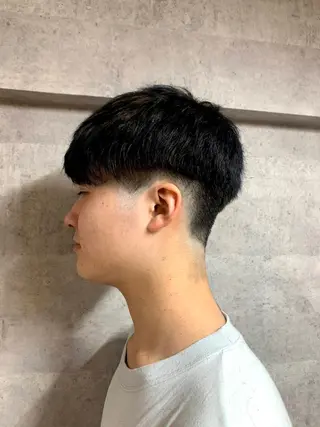ショート カラー uru【ウル】所属・島守 桃香のヘアスタイル