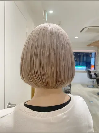 ショート カラー 新井 彩斗EIGHT新宿のヘアスタイル