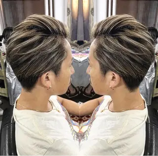 カラー メンズ rollen所属・美魔女 美容師NAOのヘアスタイル