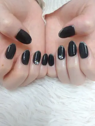 ネイル 會田 瑠衣のネイルデザイン