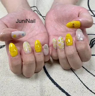 ネイル JuniNail 주니네일🇰🇷suのネイルデザイン