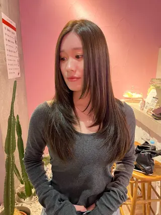 ロング カラー 艶感透明感カラー🤍 hinaの眉毛・アイブロウイメージ
